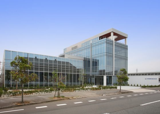 平野純薬(株)本社社屋