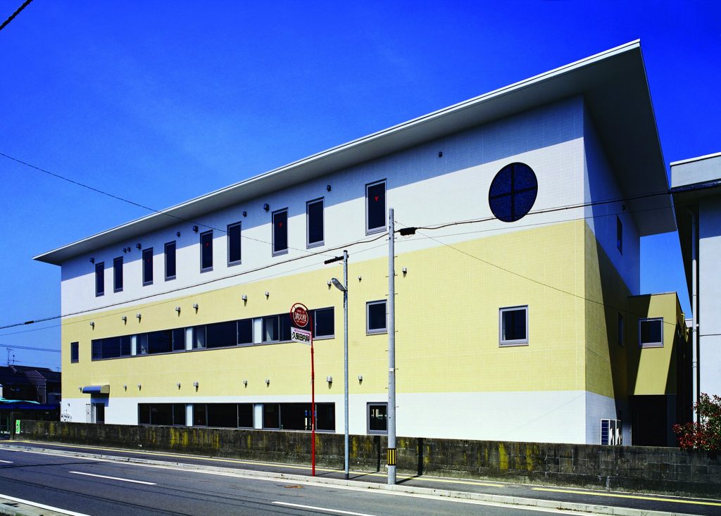 藤島高等学校創立150周年記念会館